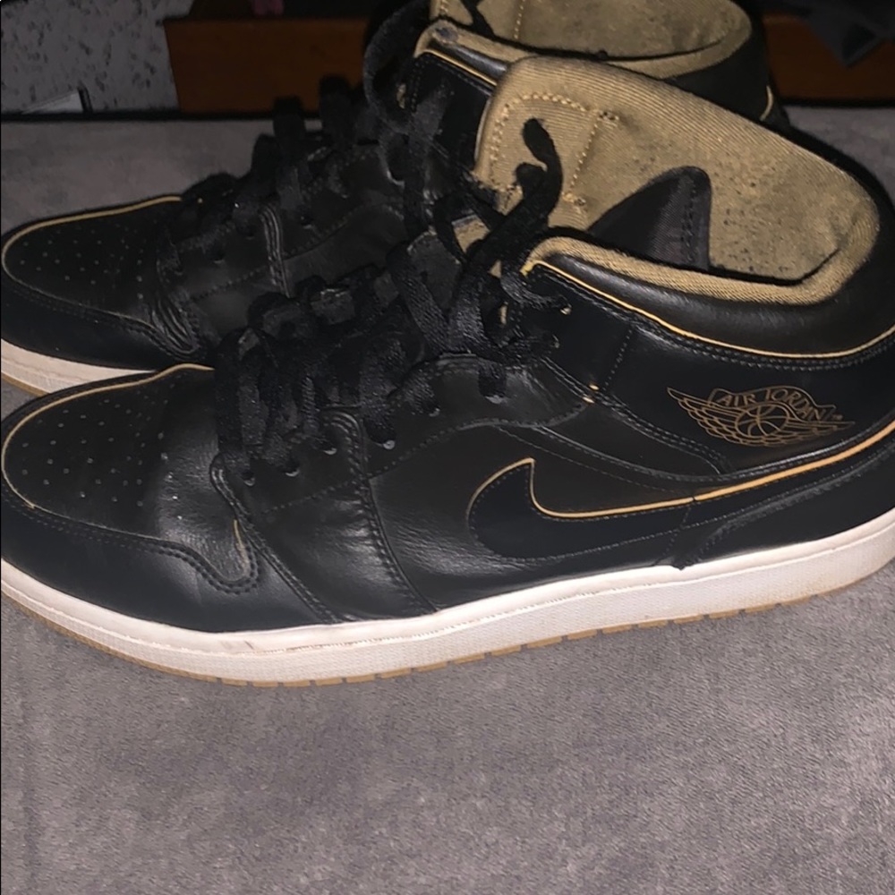 Jordan 1